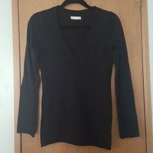 Old navy black v-neck sweater